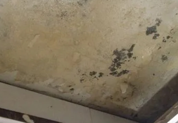 省直辖县级阳台漏水维修公司分享下省直辖县级卫生间渗水维修需要注意哪些问题。
